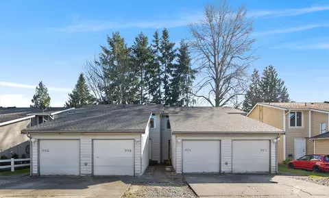 952 28th St NE, Auburn, WA 98002