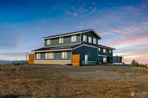 42 Yarrow Ln, East Wenatchee, WA 98802