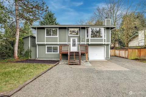 21311 SE 270th St, Maple Valley, WA 98038
