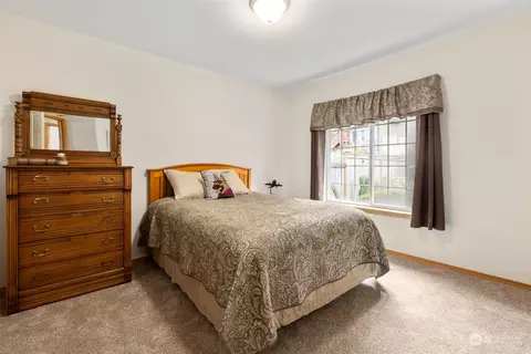 Bedroom - 15102 197th St E, Orting, WA 98360 photo 3 of 5
