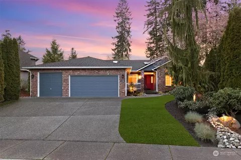 Exterior - 11330 31st Dr SE, Everett, WA 98208 photo 2 of 13