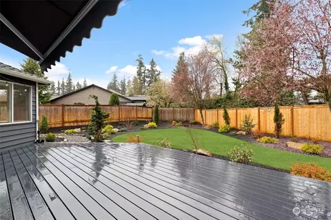Exterior - 11330 31st Dr SE, Everett, WA 98208 photo 6 of 13