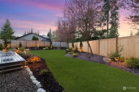 Exterior - 11330 31st Dr SE, Everett, WA 98208 photo 8 of 13