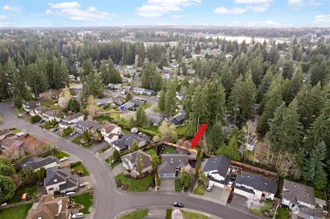 View/Area - 11330 31st Dr SE, Everett, WA 98208 photo 3 of 4
