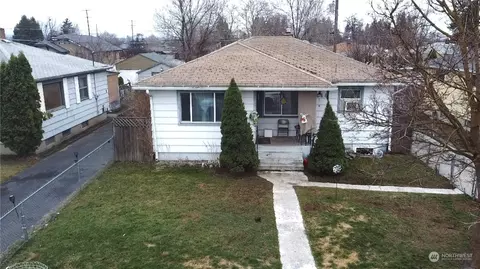 218 E Heroy Ave, Spokane, WA 99207