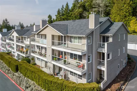 26325 Illinois Ave NE #B305, Kingston, WA 98346