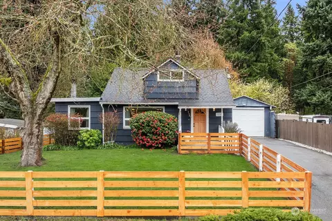 118 NE 125th St, Seattle, WA 98125