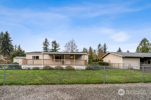 27215 145th St E, Buckley, WA 98321