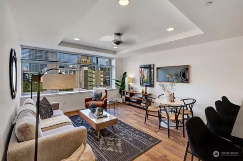 2319 1st Ave #702, Seattle, WA 98121