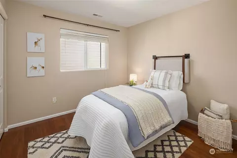 Bedroom - 4126 167th Pl SE, Bothell, WA 98012 photo 3 of 5