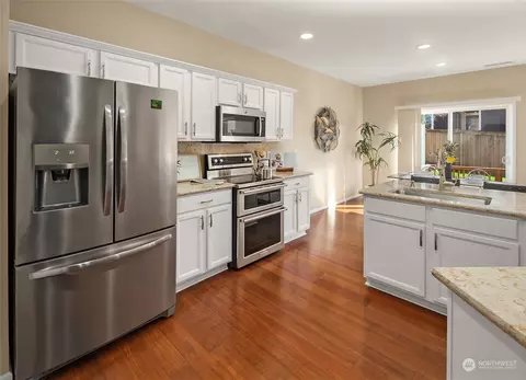 Kitchen - 4126 167th Pl SE, Bothell, WA 98012 photo 1 of 4