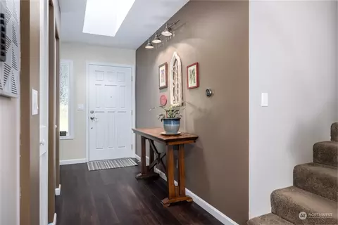 Entry Way - 2432 139th St SE, Mill Creek, WA 98012 photo 1 of 2