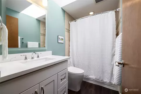 Bath - 2432 139th St SE, Mill Creek, WA 98012 photo 2 of 3