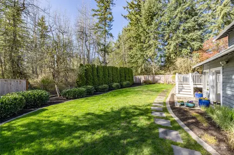 Exterior - 2432 139th St SE, Mill Creek, WA 98012 photo 4 of 9