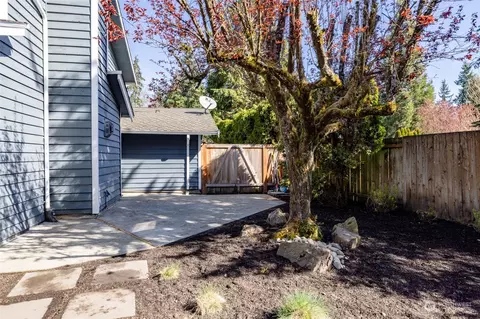 Exterior - 2432 139th St SE, Mill Creek, WA 98012 photo 8 of 9
