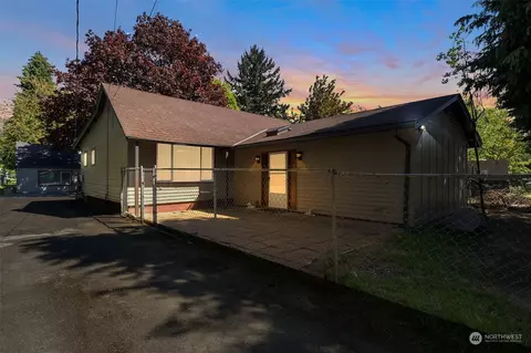 12032 10th Ave S, Seattle, WA 98168
