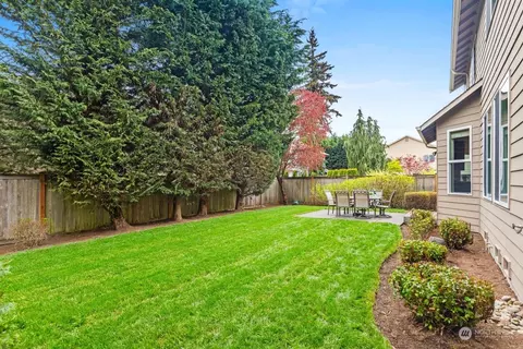 Exterior - 15929 36th Ave SE, Bothell, WA 98012 photo 2 of 4