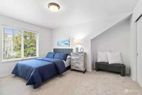 Bedroom - 15929 36th Ave SE, Bothell, WA 98012 photo 7 of 7