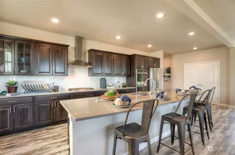Kitchen - 20908 42nd Dr SE #142, Bothell, WA 98021 photo 5 of 6