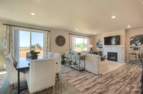 Living - 20908 42nd Dr SE #142, Bothell, WA 98021 photo 1 of 3
