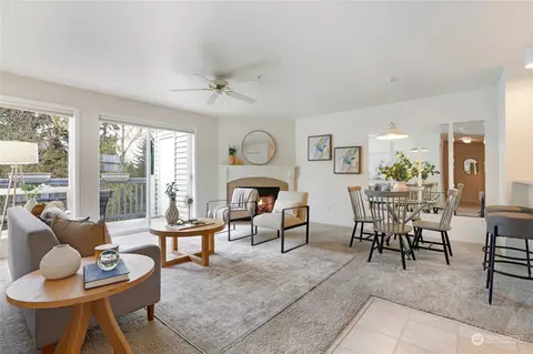 2969 142nd Pl SE #6, Bellevue, WA 98007