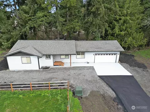 Exterior - 519 E Maple St, Centralia, WA 98531 photo 3 of 6