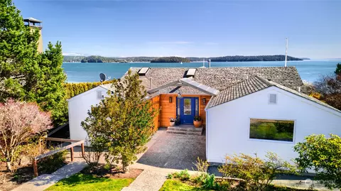 15213 Deception Rd, Anacortes, WA 98221