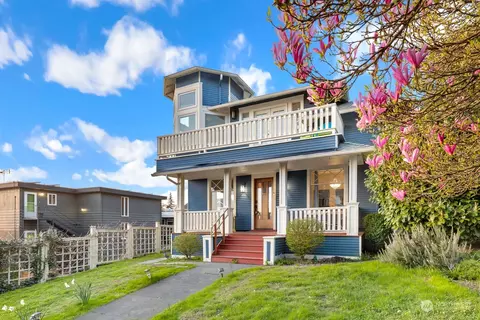 810 W Highland Dr, Seattle, WA 98119