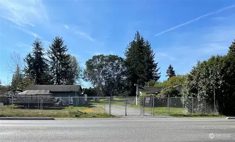 3607 NE 12th St, Renton, WA 98056
