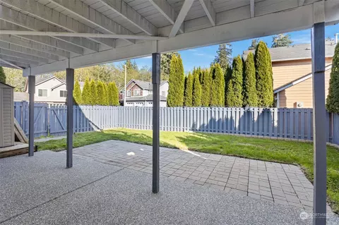 Exterior - 15317 Sunset Rd, Bothell, WA 98012 photo 3 of 5