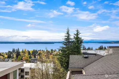 5016 California Ave SW #303, Seattle, WA 98136
