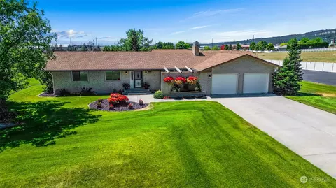 3327 N Campbell Rd, Otis Orchards, WA 99027
