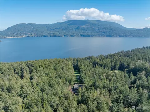 View/Area - 824 Osprey Ln, Eastsound, WA 98245 photo 1 of 4