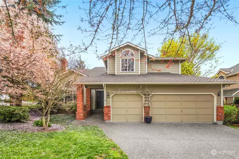 9213 NE 151st St, Bothell, WA 98011