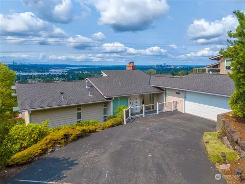 4551 135th Ave SE, Bellevue, WA 98006