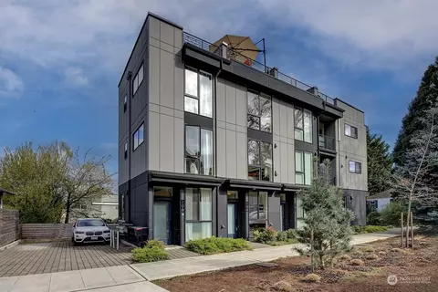 104 26th Ave E, Seattle, WA 98112