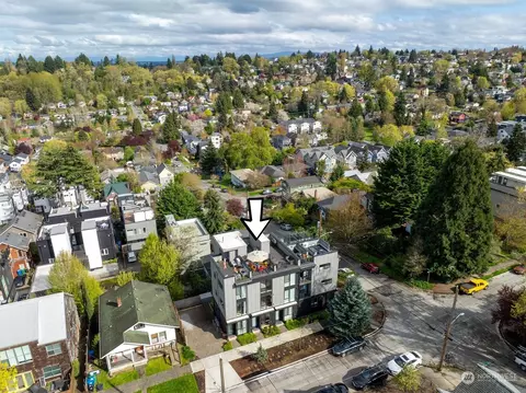 View/Area - 104 26th Ave E, Seattle, WA 98112 photo 1 of 5