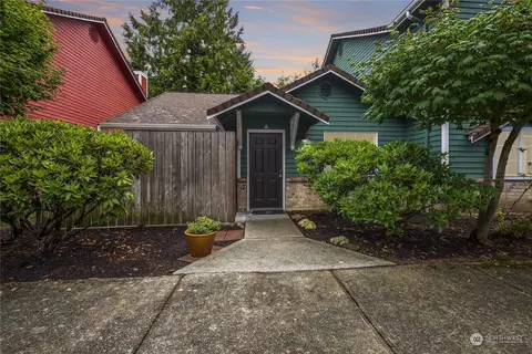 8104 238th St SW #A, Edmonds, WA 98026