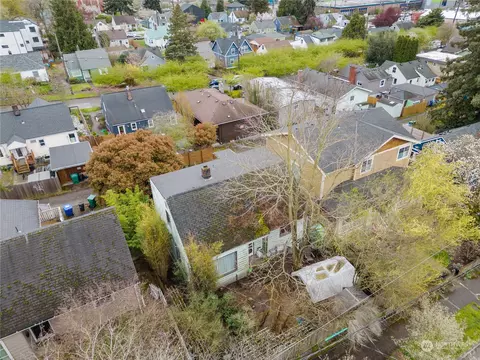 607 NW 50th St, Seattle, WA 98107