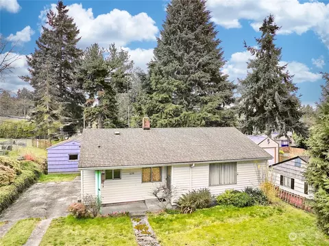 629 SW 107th St, Seattle, WA 98146