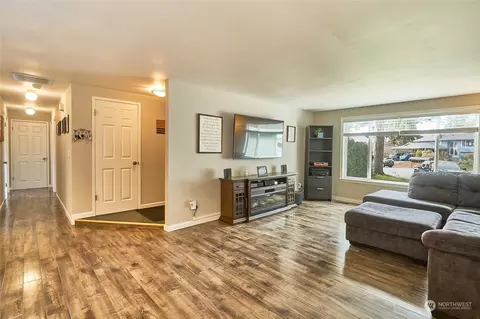 108 183rd St SW, Bothell, WA 98012 photo 4