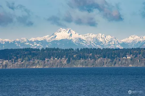 6533 Seaview Ave NW #A501, Seattle, WA 98117