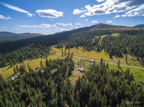 126 Haden Creek Rd, Omak, WA 98841
