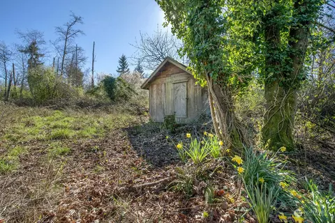 23327 67th Ln SW, Vashon, WA 98070