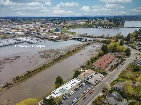 304 W Bay Dr NW #102, Olympia, WA 98502