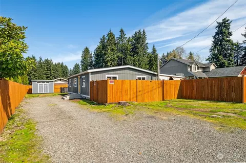 12101 118th St E, Puyallup, WA 98374