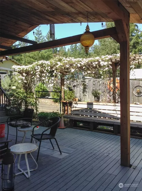Exterior - 371 E Cronquist Rd, Allyn, WA 98524 photo 8 of 12