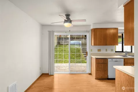 Other - 558 E Marine View Dr, Everett, WA 98201 photo 4 of 9