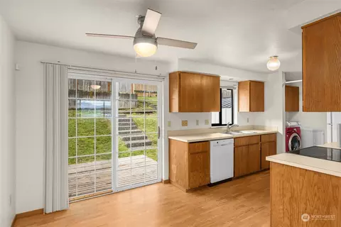 Kitchen - 558 E Marine View Dr, Everett, WA 98201 photo 1 of 3
