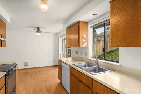 Kitchen - 558 E Marine View Dr, Everett, WA 98201 photo 3 of 3